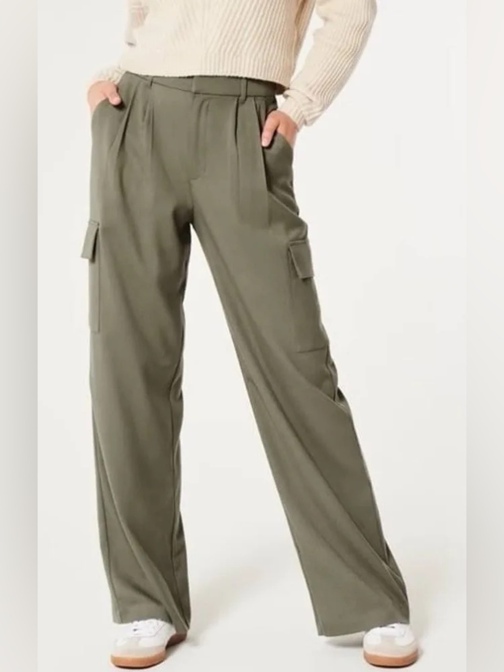 Hollister Ultra High Rise Wide Leg Olive Green Pants Woman’s Size Small Long